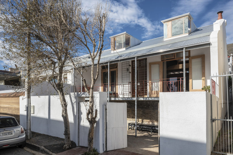 Arklow Villa Iii: A Restored 120-Year-Old Cottage In Cape Town