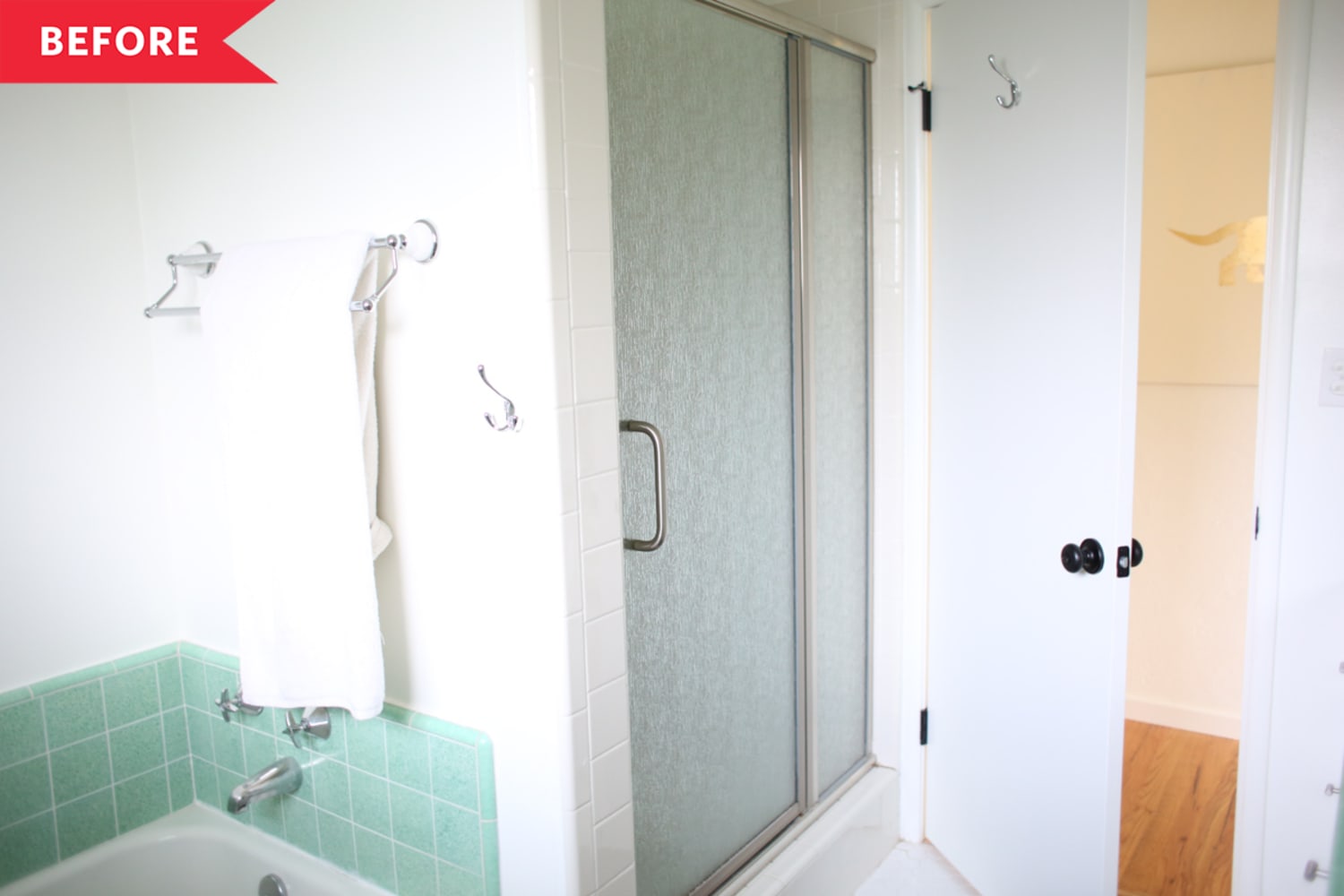 Scalloped Tile Bathroom Redo | Apartment Therapy