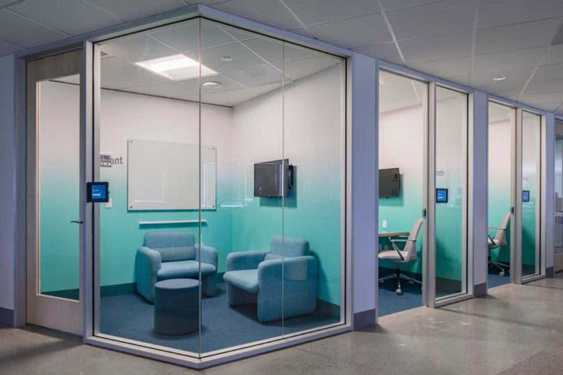 Best Practice Architecture Designs A Color Rich Office For Healthcare App