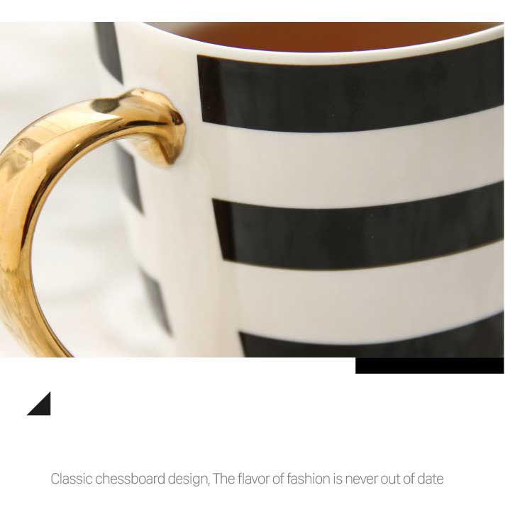 Black and White Stripe Mug With Gold Handgrip