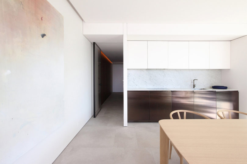 A Beachfront Property In Italy Split In Half To Accommodate Two Families