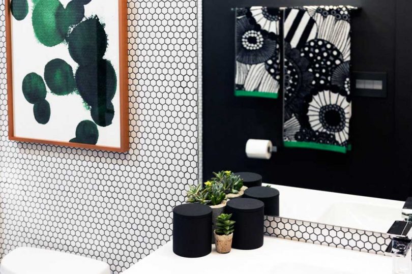 Elevate A Basic Bathroom With 20 Modern Accessory Options