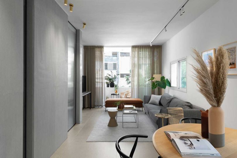 A Hotel-Like Apartment In Tel Aviv For The New Urban Lifestyle