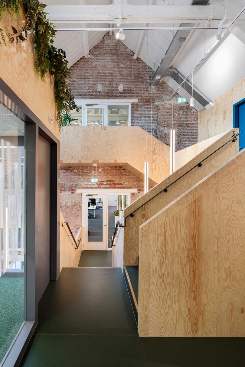 Jdwa Transforms An Empty Attic Into A Contemporary Workspace For Upfield