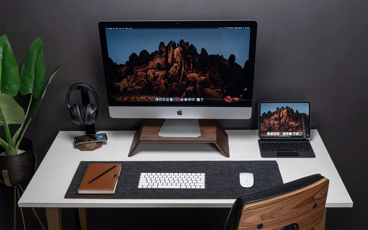 Oakywood Adds Warmth to Work From Home Setups