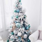 62 Silver And Blue Décor Ideas For Christmas And New Year